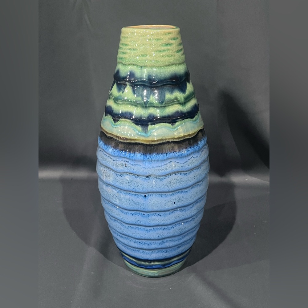 Multicolor Ceramic Vase.‎ - Picture 5 of 8